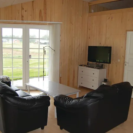 3 Bedroom Gorgeous In Ansager